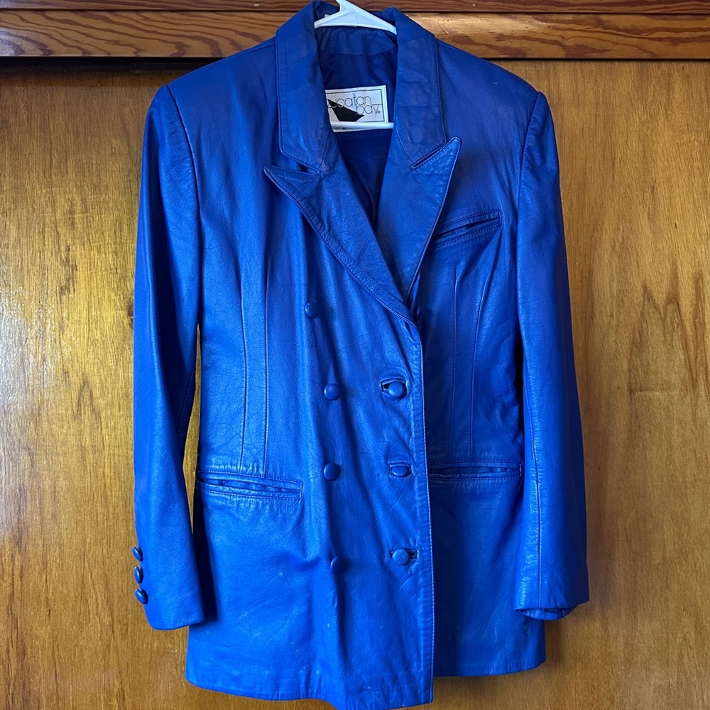 Vintage blue leathered blazer